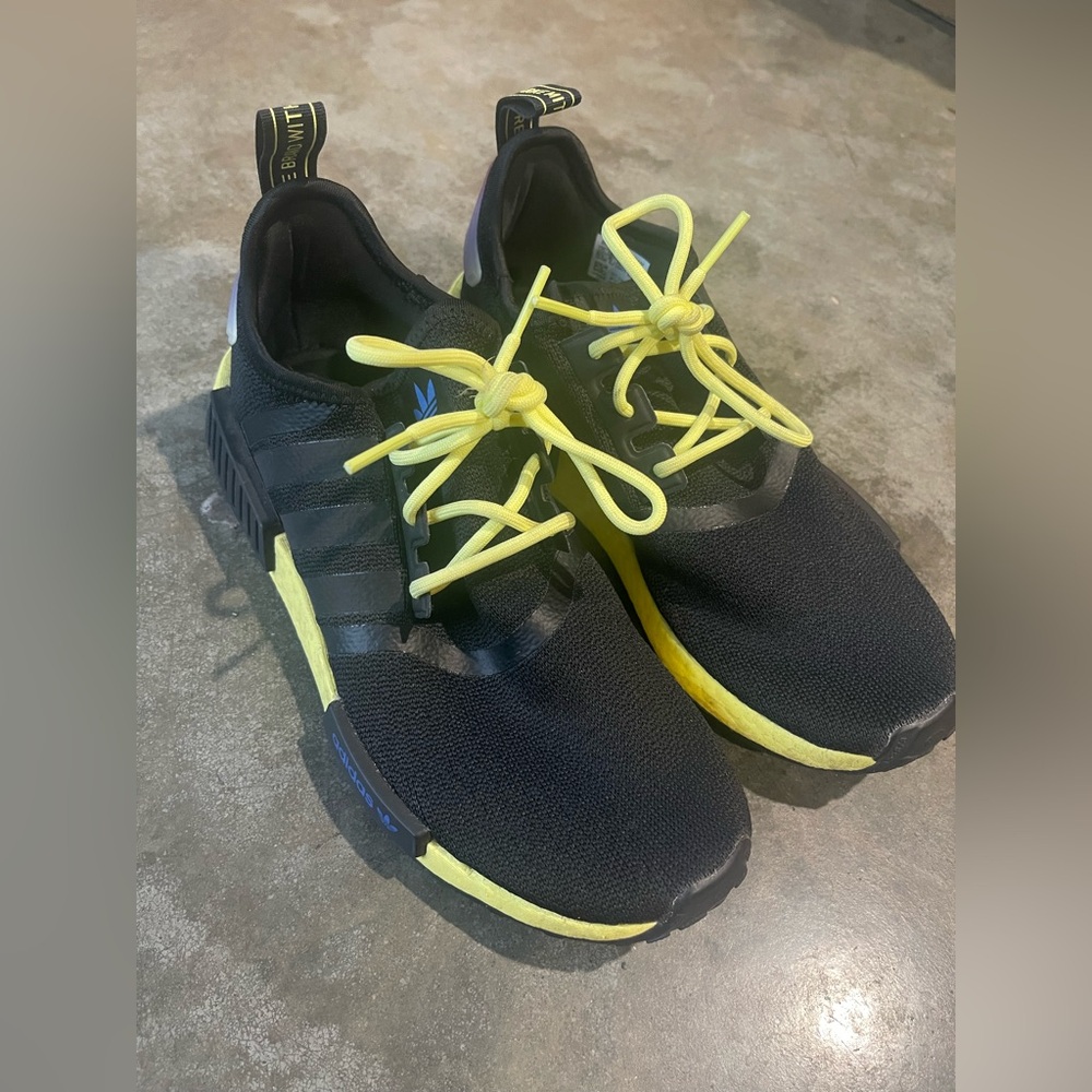 Adidas NMD Sneakers Black / Neon Yellow – Glow in the Dark – Excellent Condition